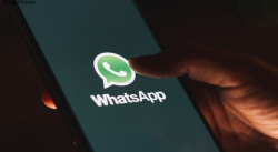 WHATSAPP TRAE FONDOS OSCUROS DE COLORES PARA CHATS