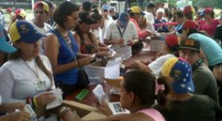 Más de 7 millones de venezolanos participaron en acto de la MUD frente a ANC