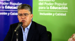 Elías Jaua: Todas las unidades educativas del país están funcionando