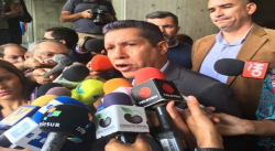 Falcón introdujo impugnación al TSJ sobre elecciones del 20M 