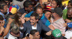 Juan Guaidó anuncia ayuda humanitaria para Venezuela con puntos en Brasil y Colombia