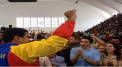 Estudiantes recibirán 40 mil nuevas becas a través del Carnet de la Patria