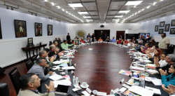 Pdte. Maduro: “Este 2017 arranca con cinco líneas de acción para romper la guerra económica”