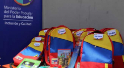 Istúriz: Combos escolares tendrán un costo de Bs. S 150