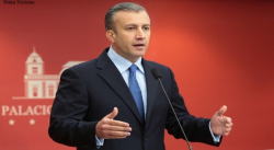 EL AISSAMI: NINGUNA AUTORIDAD CIVIL O MILITAR PUEDE LIMITAR EL DESPACHO DE COMBUSTIBLE A LOS USUARIOS