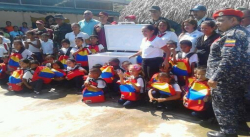 290 estudiantes recibieron su morral escolar