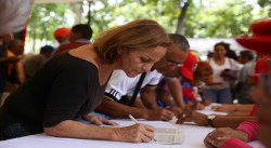 GOBIERNO NACIONAL COLOCA PUNTOS PATRIA EN TODO EL PAÍS PARA FIRMAR EN RECHAZO AL BLOQUEO