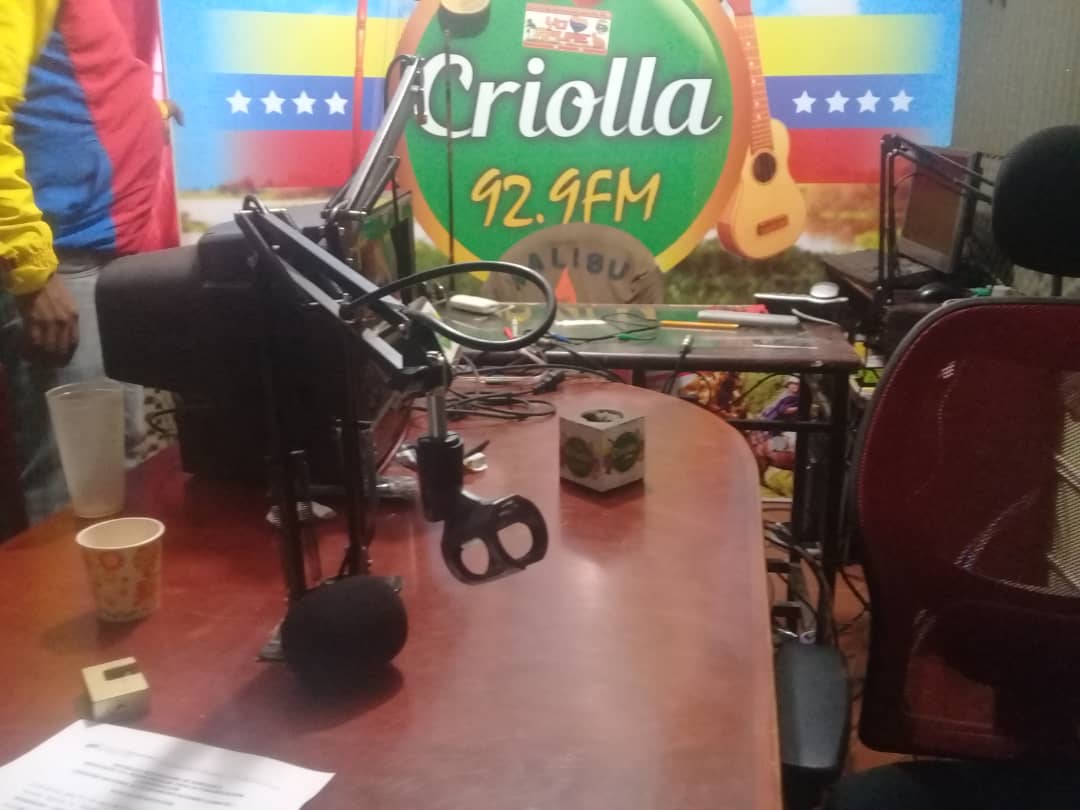 criollaradio.jpg
